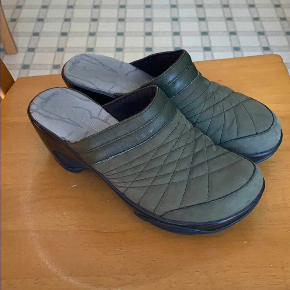 J-41 Quilted Clogs